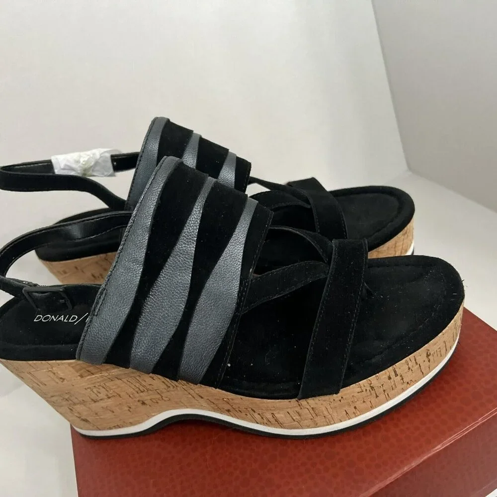 Donald Pliner Valri Wedge Sandals Women's 10 Solid Black Strappy Slingback‎ NWB